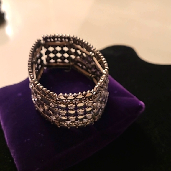Bracelet - Picture 3 of 3